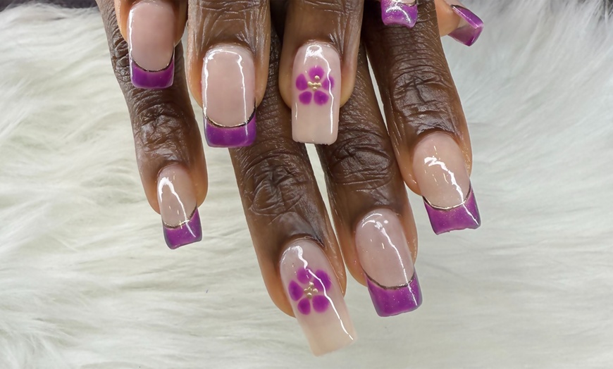 Image 7: Pamper Yourself With Collagen, Builder Gel, Or Acrylic Spa Treatments