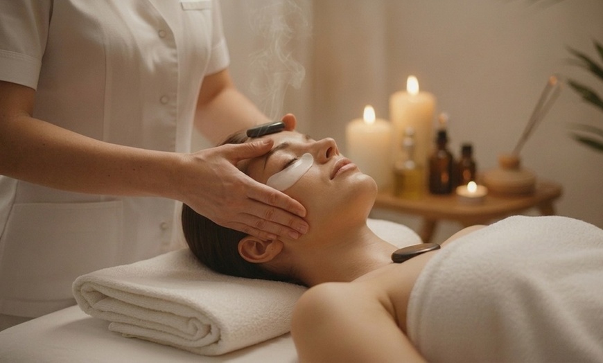 Image 3: Full Body Massage Packages with Facial and Hot Stones (60, 75, 90 Min)
