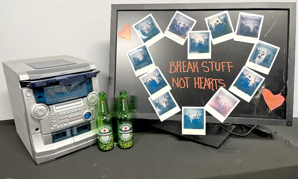 Couples Rage Room Experience: Unleash Fun Together!