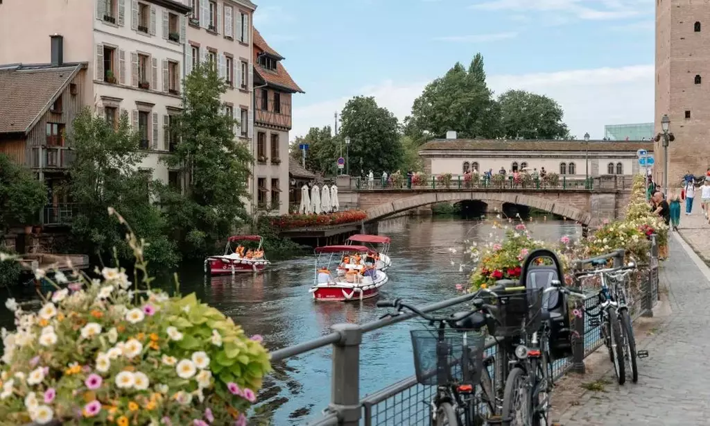 Straßburg: Doppelzimmer, opt. mit Frühstück