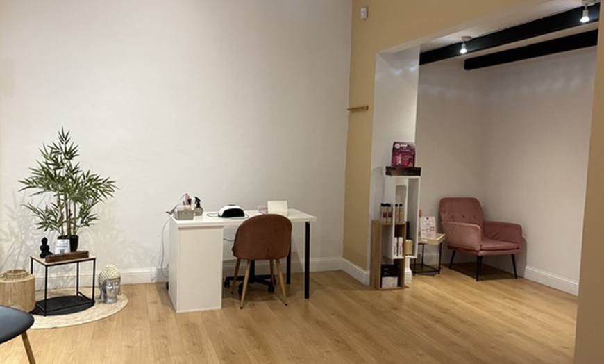 Image 5: Taller de cuidado personal y skincare con merienda 