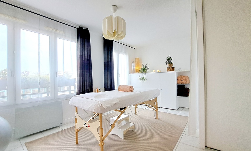 Image 2: 1 ou 3 séances de réflexologie plantaire de 60 min