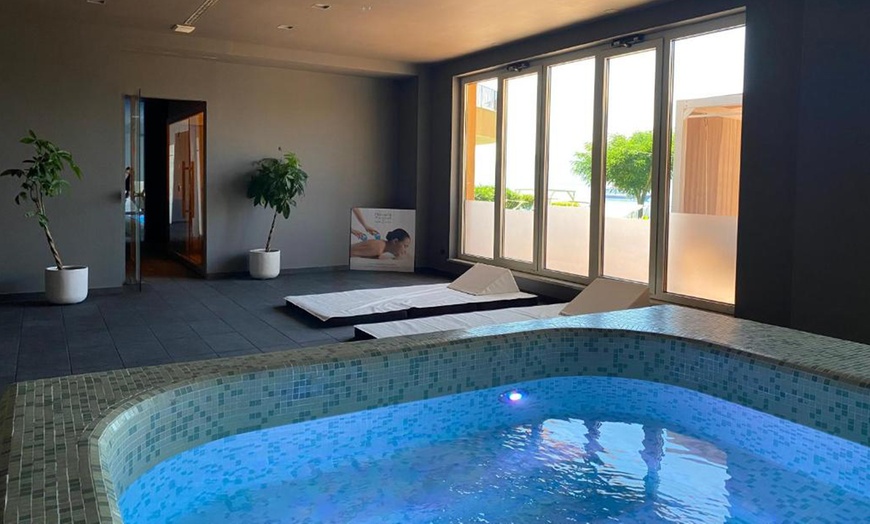 Image 12: Reggio Calabria 4*: camera Superior, colazione, mezza pensione e Spa