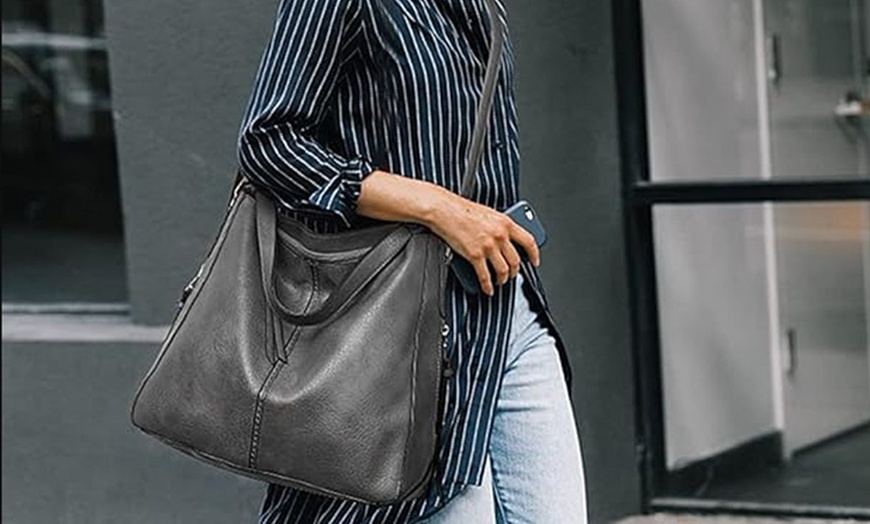 Image 3: Handtasche, Schultertasche und Geldbörse in Leder-Optik für Damen