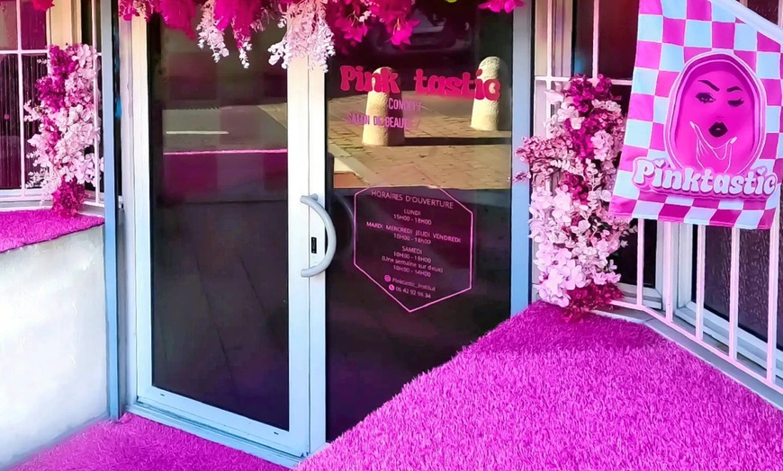 Image 3: Sublimez vos ongles avec élégance chez Pinkastic Concept