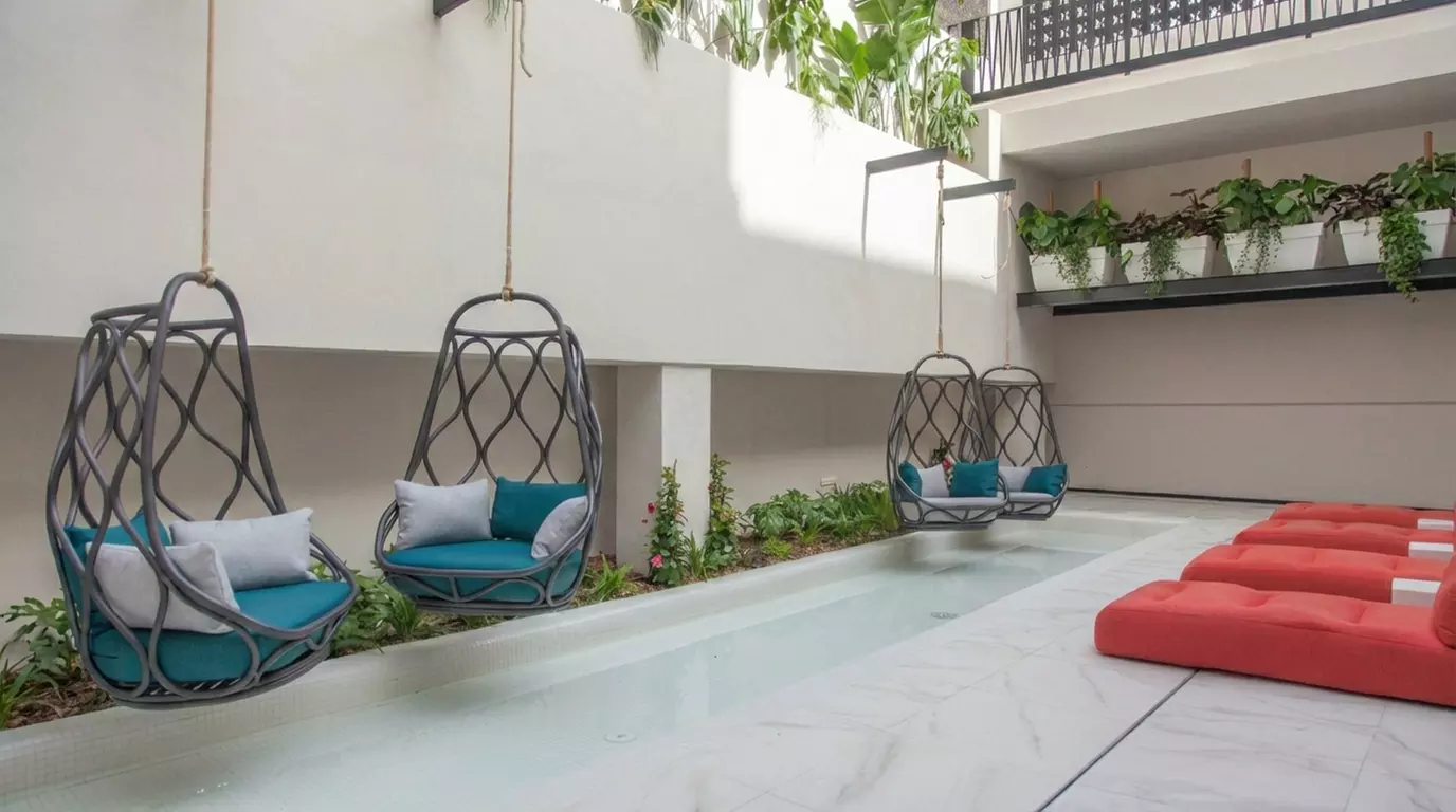 ✈ Ibiza: Volo diretto più 3 o 7 notti in hotel 4* con Spa