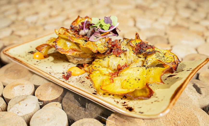 Image 9: Cena y espectáculo para 2, 4 o 6 personas