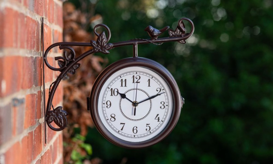 Image 2: Decorative Garden Clocks and Thermometers