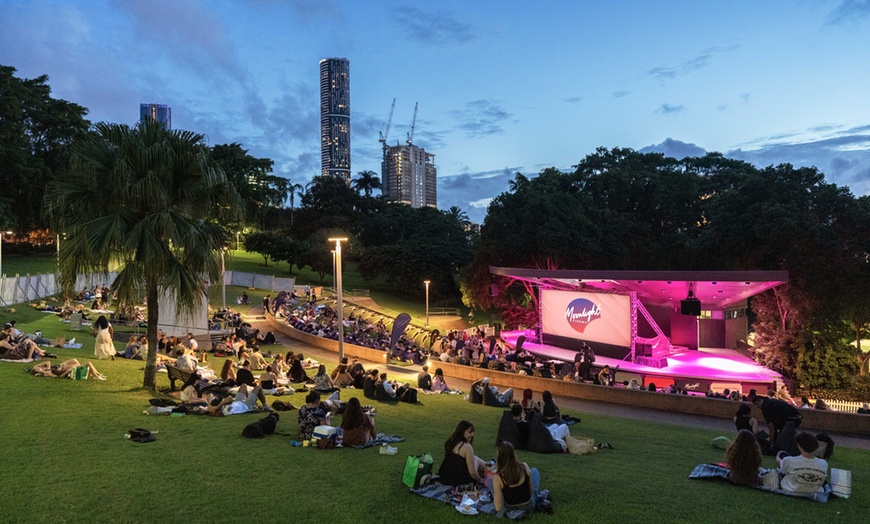 Image 4: Moonlight Cinema Tickets