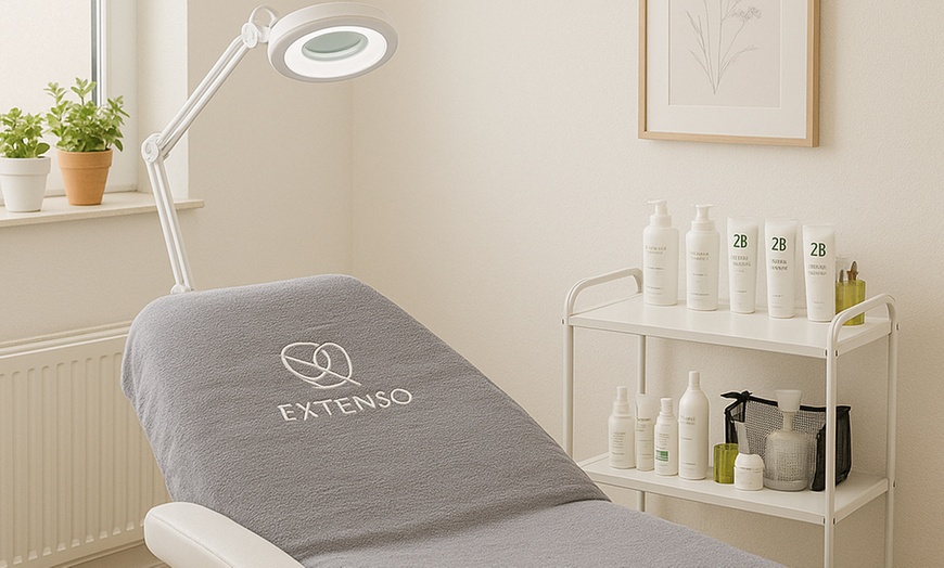 Image 1: Gezichtsbehandeling naar keuze