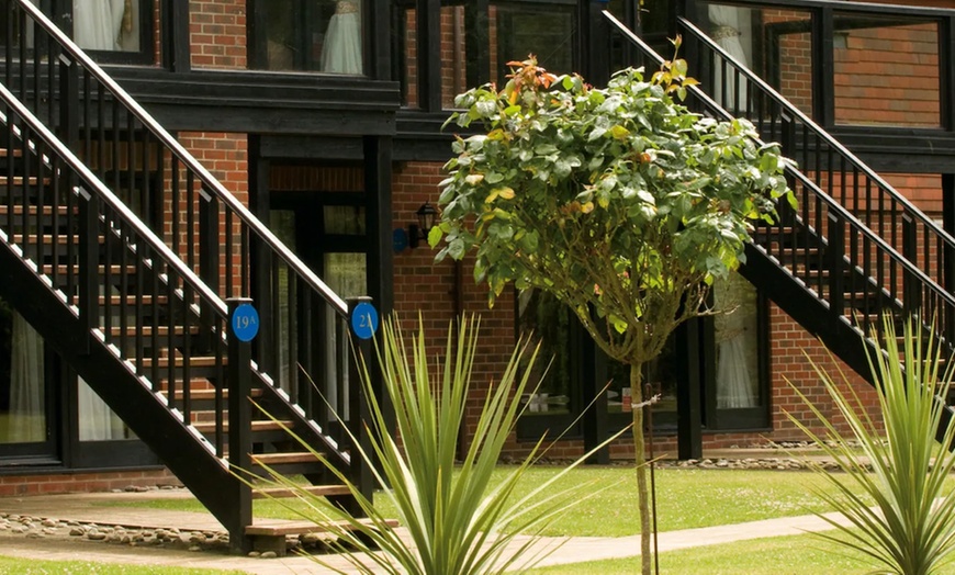 Image 17: The New Forest: Standard One or Two-Bedroom for Up to 4 People