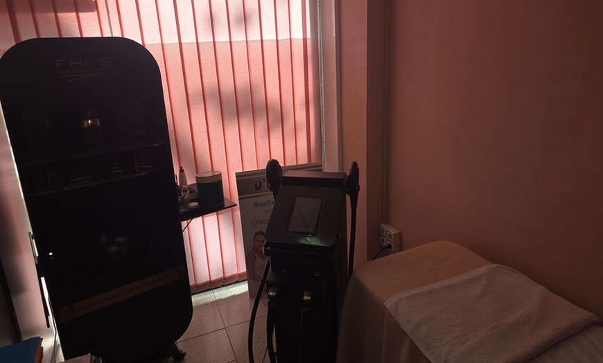 Image 3: Tto. facial efecto lifting