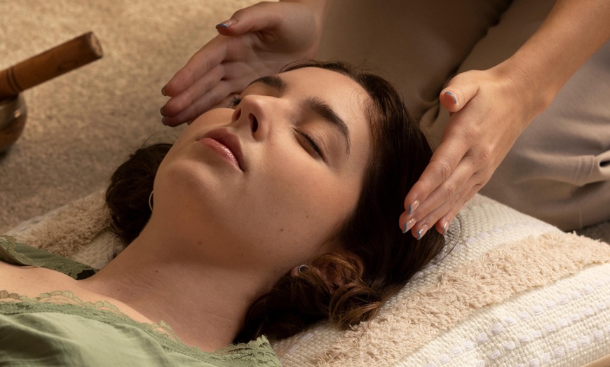 Image 1: Séance de reiki à domicile avec Le Reiki Voyageur