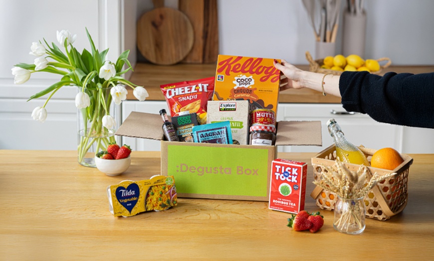 Image 2: Degusta Surprise Box with 10-15 Selected Branded Foods incl. Shipping