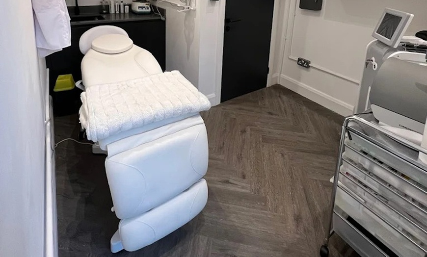 Image 4: Revitalize with One, Two, or Three Sessions of Lumi Eyes / Mesotherapy