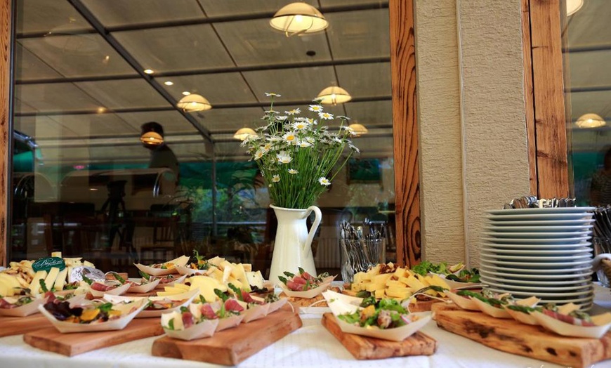 Image 17: Slovenia: soggiorno in camera doppia o familiare con colazione