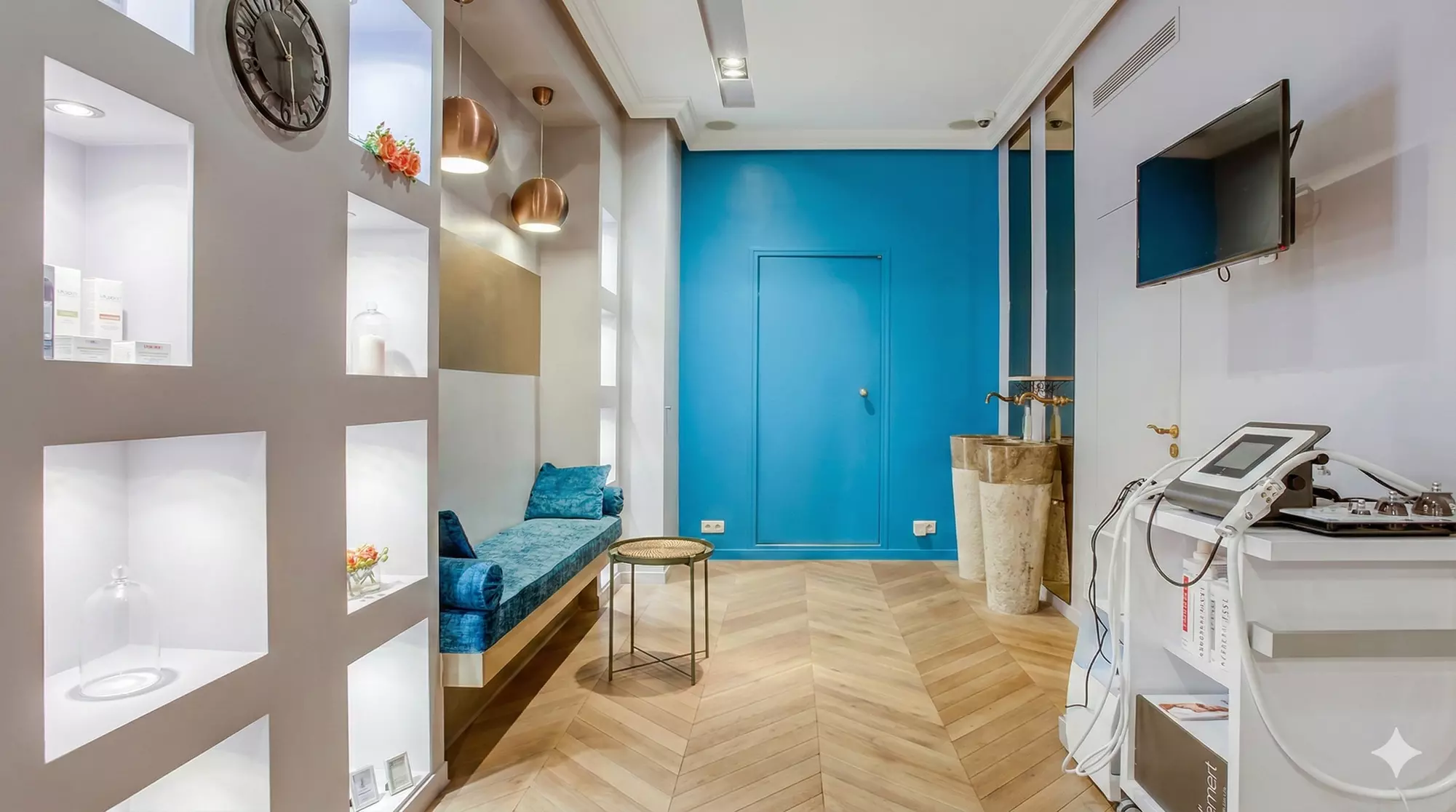 Sublimez votre regard avec un soin des cils ou un brow lift