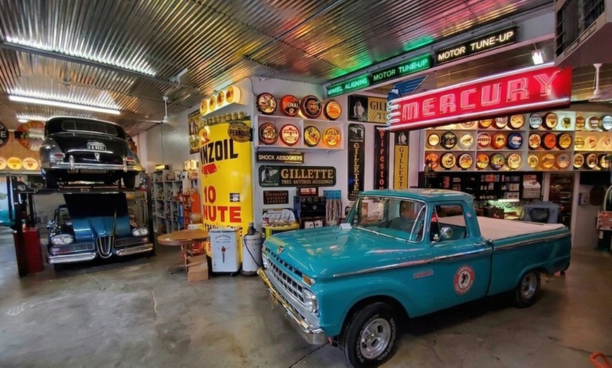 Image 2: Vintage Car Museum Admission and Automotive History Experience