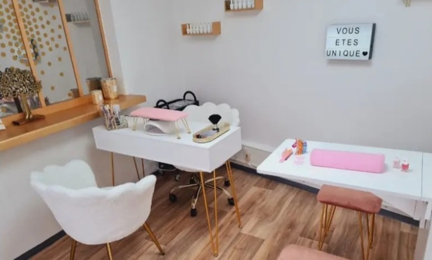 Image 3: Réhaussement et extension de cils chez Le bien-être des parents