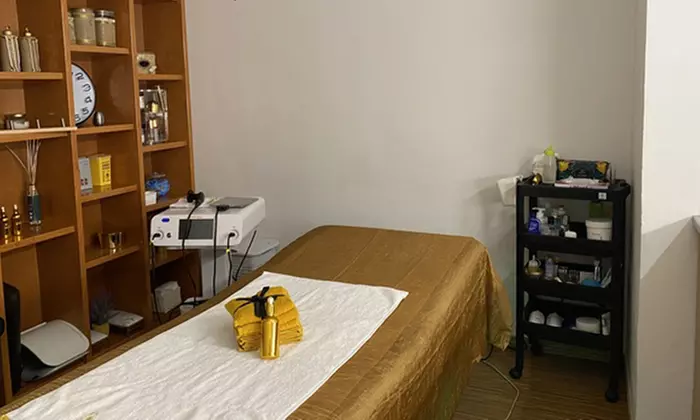 1 o 2 sesiones con radiofrecuencia Indiba y electroestimulación para 1