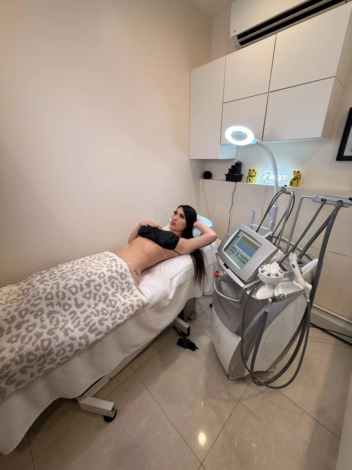 3 or 5 Sessions of Venus Legacy Luxury Radio Frequency Skin Tightening