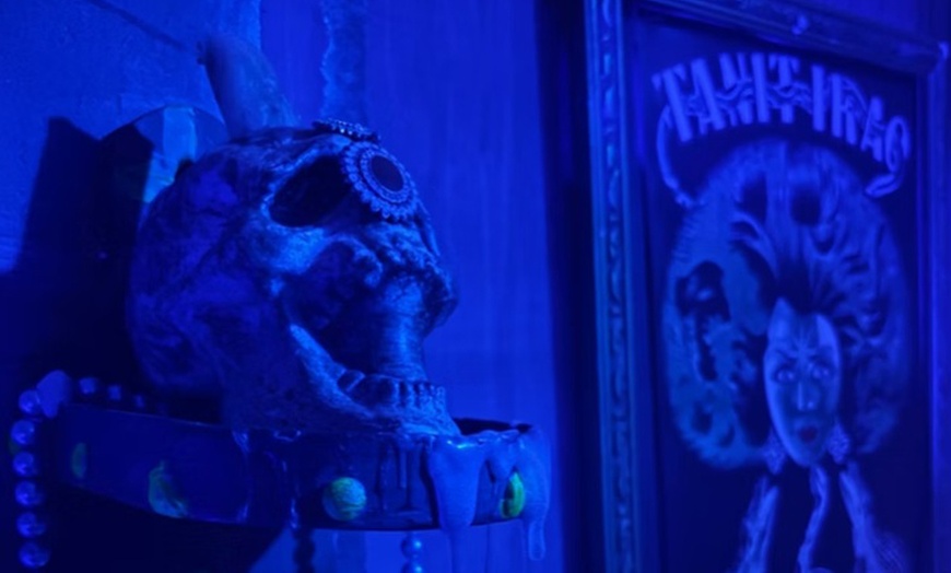 Image 2: Zentania, 1 hora de misterio y oscuridad para 2 a 8 personas 