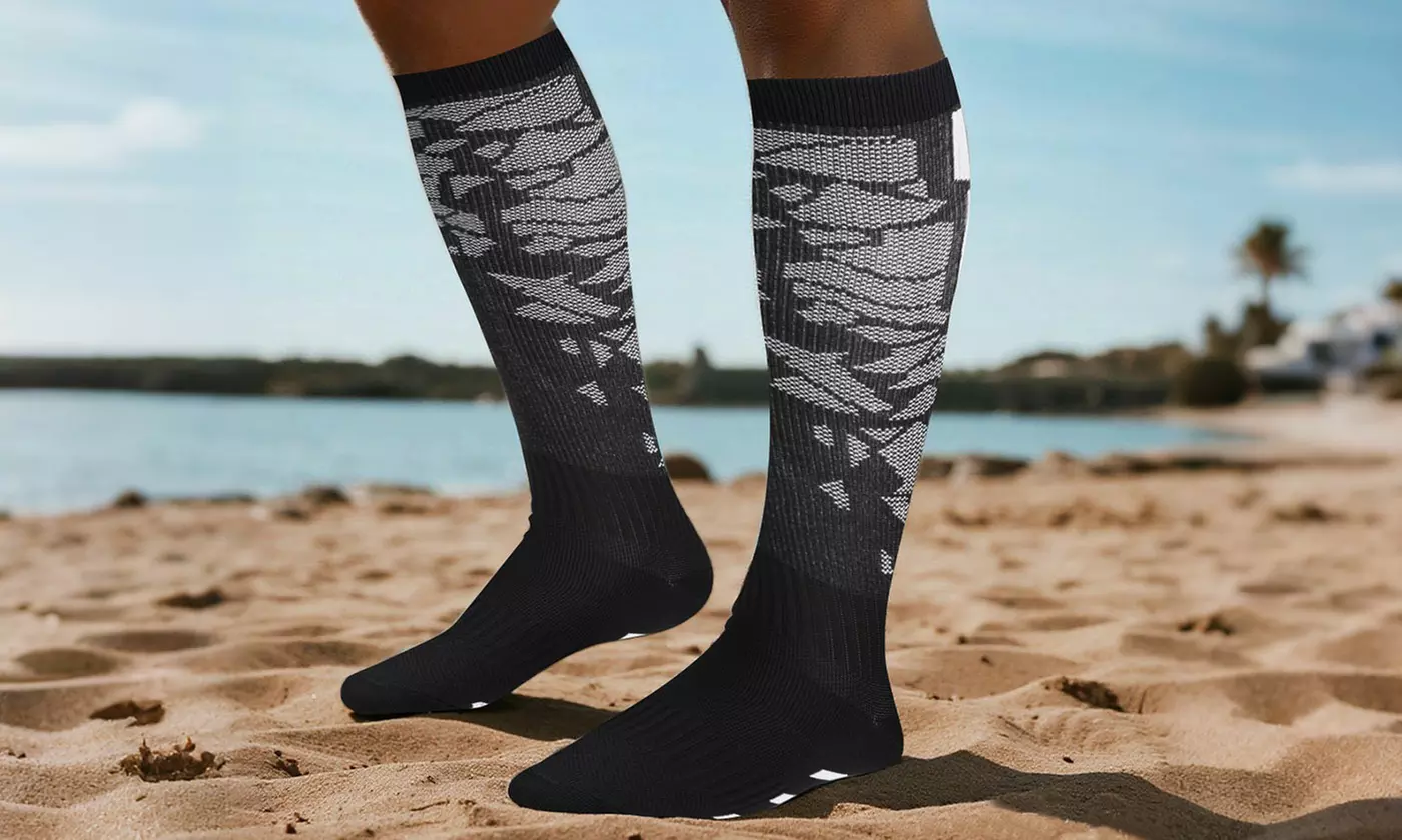 6 Pairs Knee-High Graduated Compression Socks 15-20 mmHg for Nurses Running