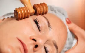 2 o 4 sesiones de maderoterapia facial para 1 persona con hasta un 58% de descuento