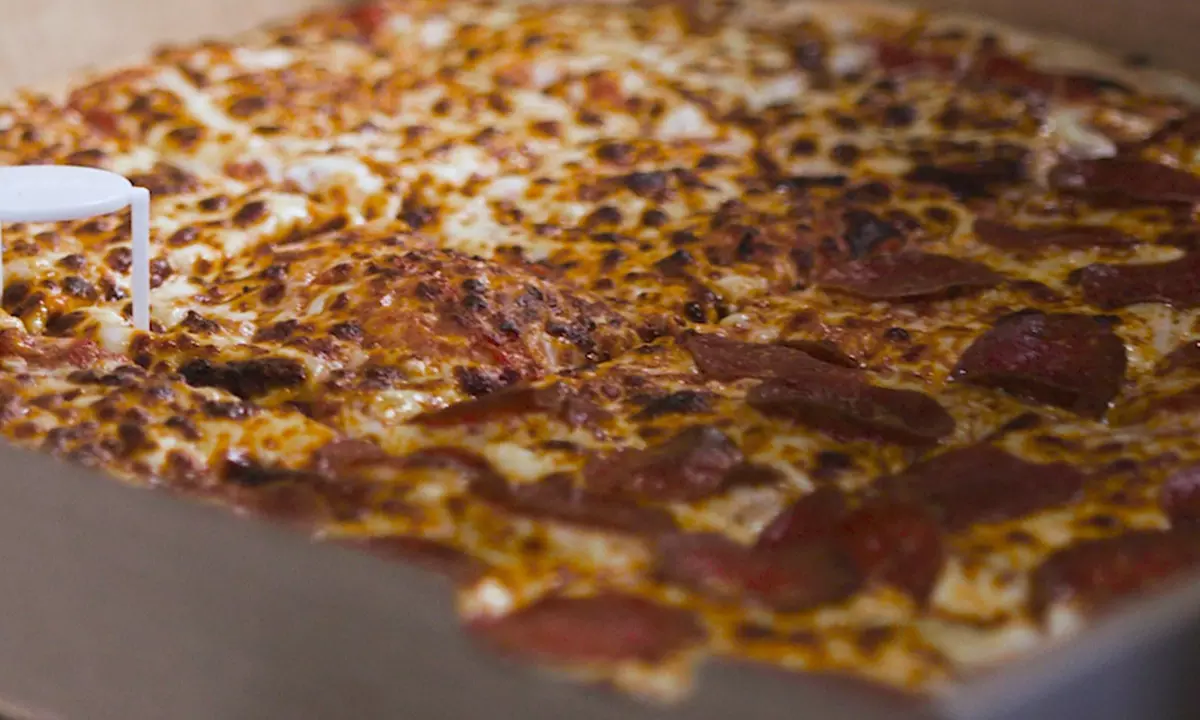 2 Large Oven Baked Subs w/ Two 20 Oz Drinks, 2 Topping Pizzas & More