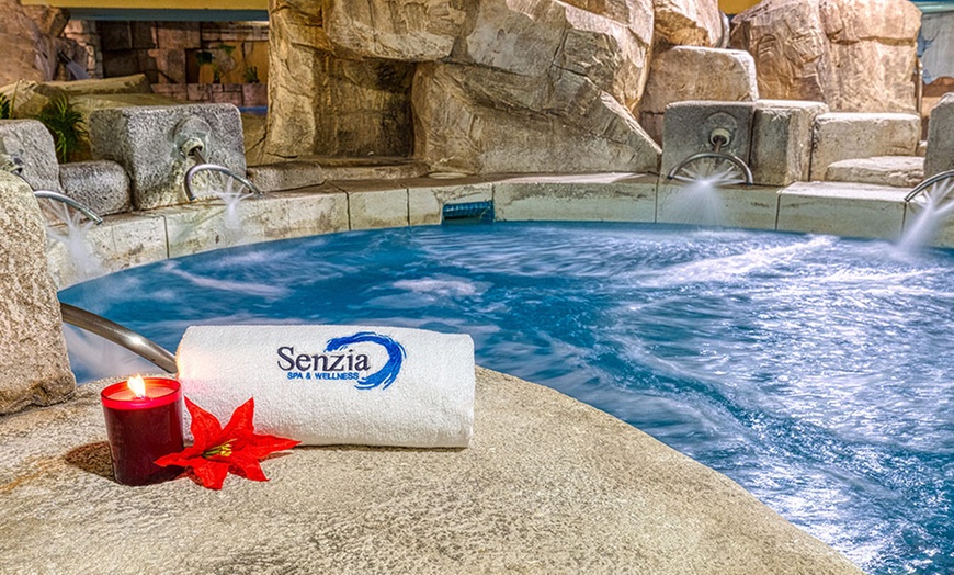 Image 3: Consiéntete con un circuito de spa en Senzia Vera Spa 4* para 1 o 2