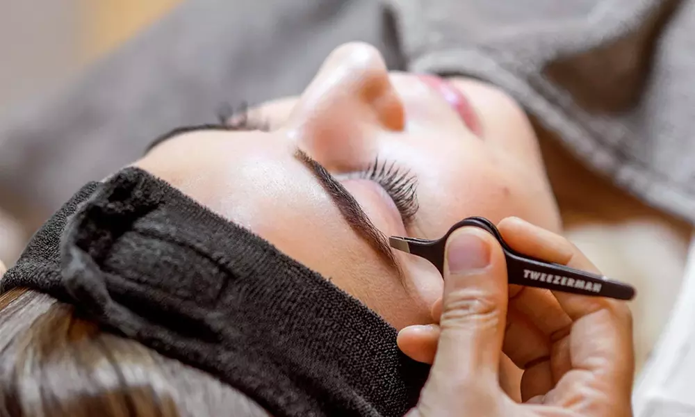 Transform with Phi Brows Microblading with Optional 2nd Top Up Session