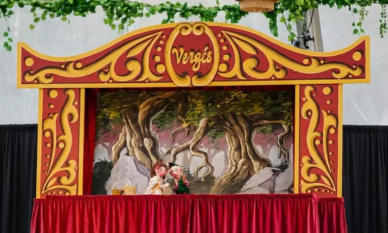 Entrada al Festival de Marionetas de Barcelona en Poble Espanyol