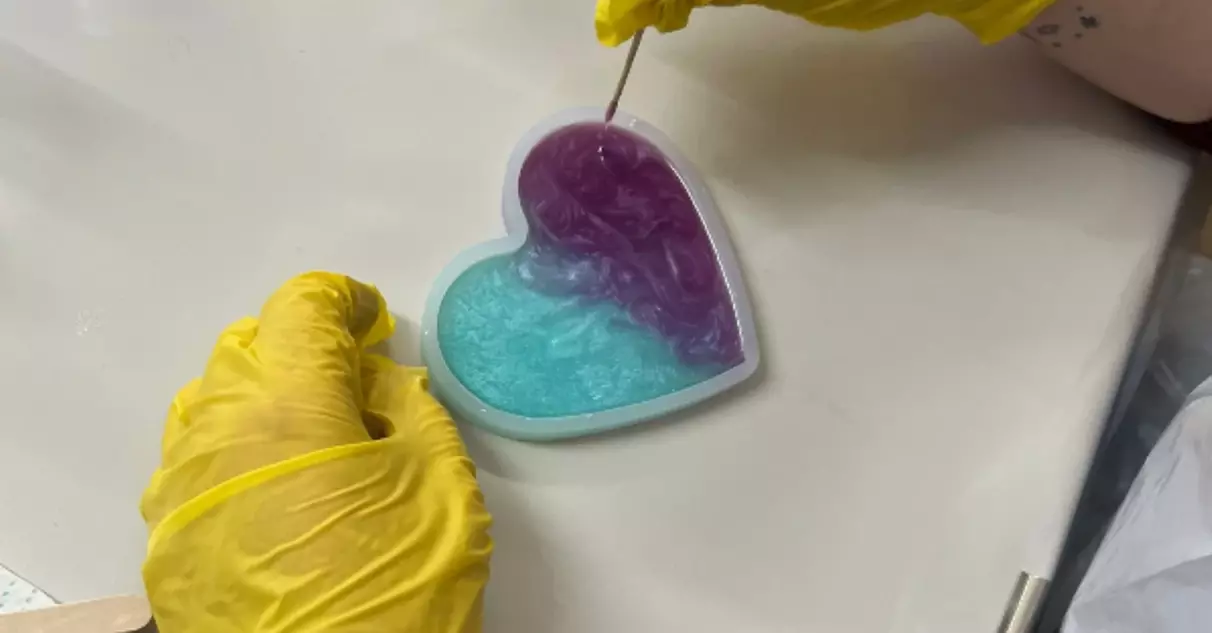 Taller de resina acrílica de 2 horas para 1, 2, 4, 6 o 10 personas