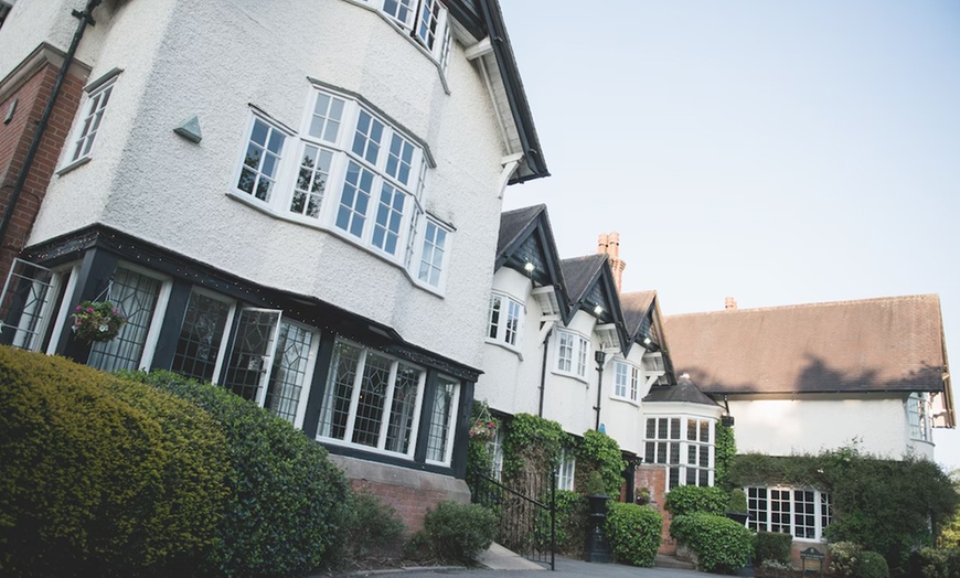 Image 19: Cheshire: Executive Double Room with Breakfast and Bottle of Prosecco