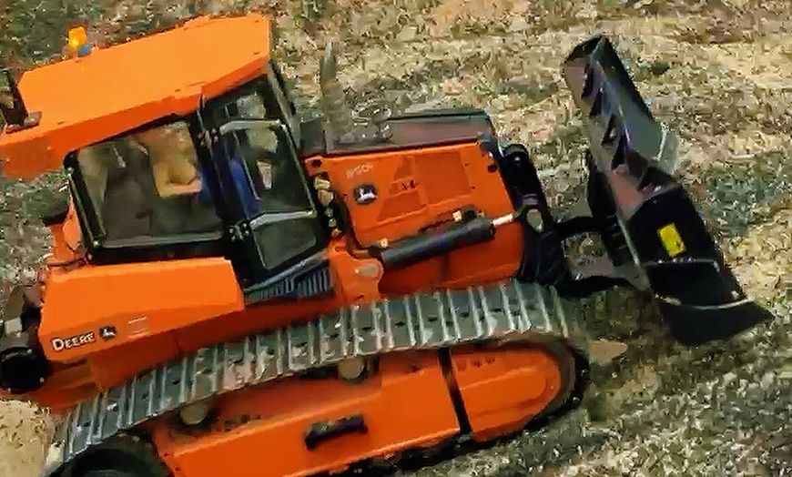 Image 6: RC Sandbox & Tank Battles: Build, Drive, and Crawl Adventures