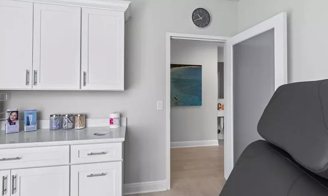 One or Two Hydrating Facial with Dermaplaning for Smooth Radiant Skin