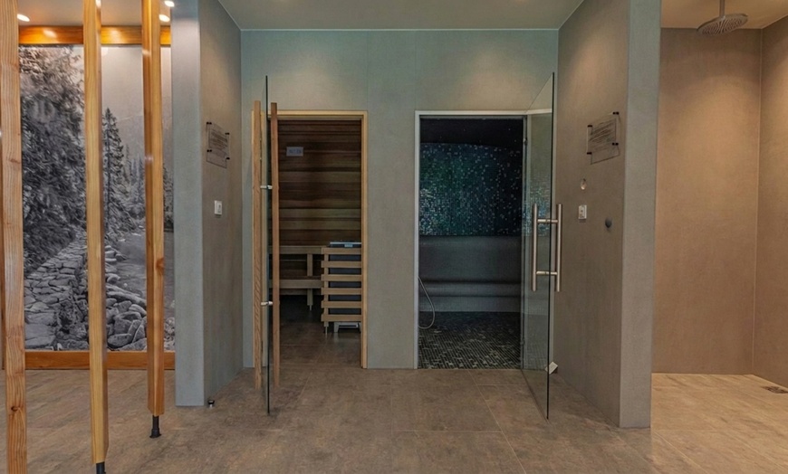 Image 20: Tatrzański relaks we dwoje: wejście do term lub pakiet z noclegiem