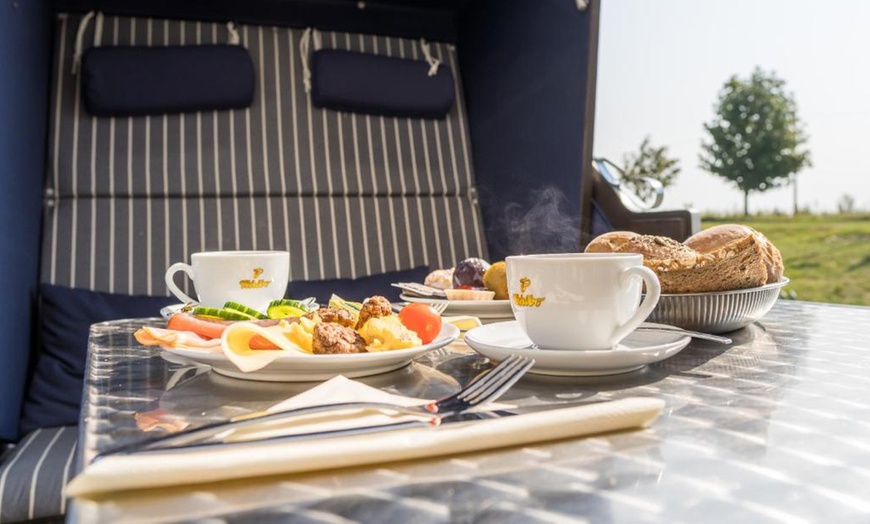 Image 6: Rügen: 2-3 Nächte mit Halbpension und Parken