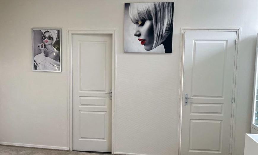 Image 6: Modelage au choix avec Head Spa en option à Em'glowbeauty