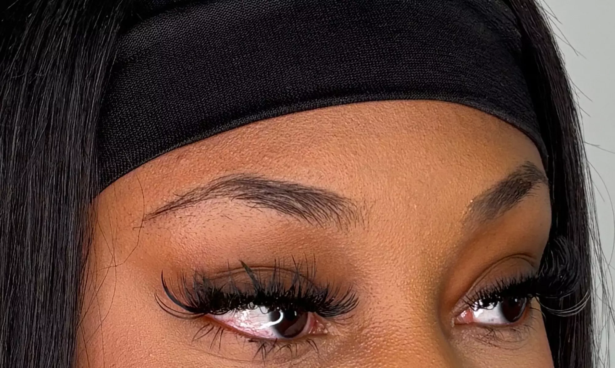 Transform Your Look with One Ombré Powder Brow or/& Touch Up Session