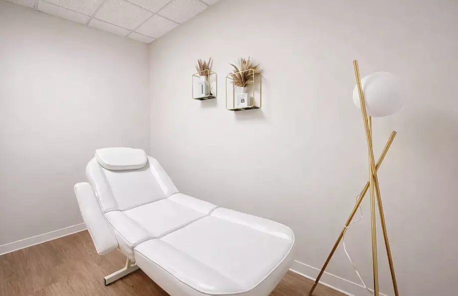 Xeomin: Smooth Fine Lines & Deep Wrinkles for a Youthful, Natural Look