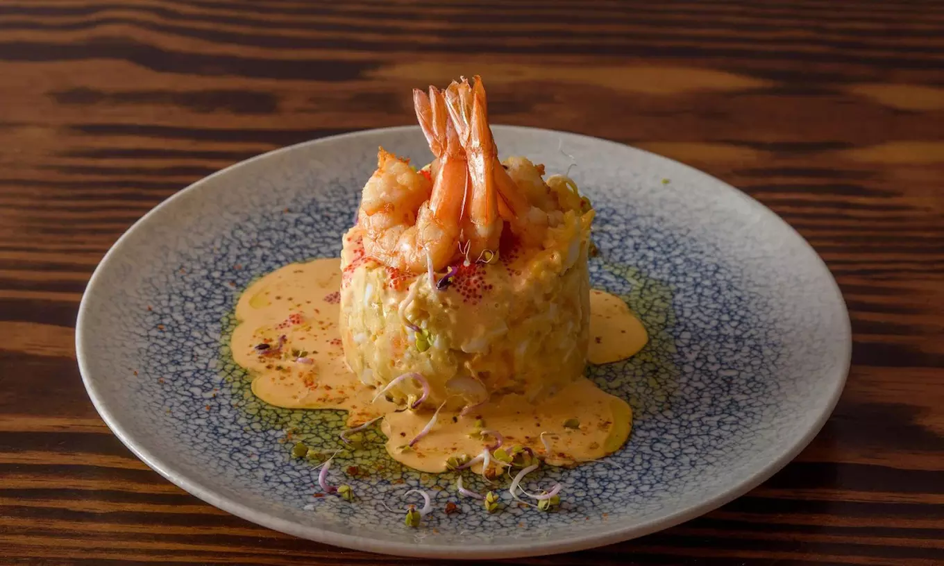 Menú mediterráneo junto al mar para 2 o 4 con postres y bebidas