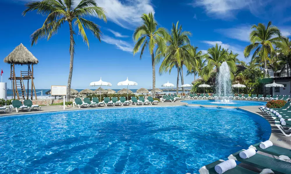 ✈3 or 5 Nt All-Incl. Hacienda at Krystal Grand PVR from Travel by Jen