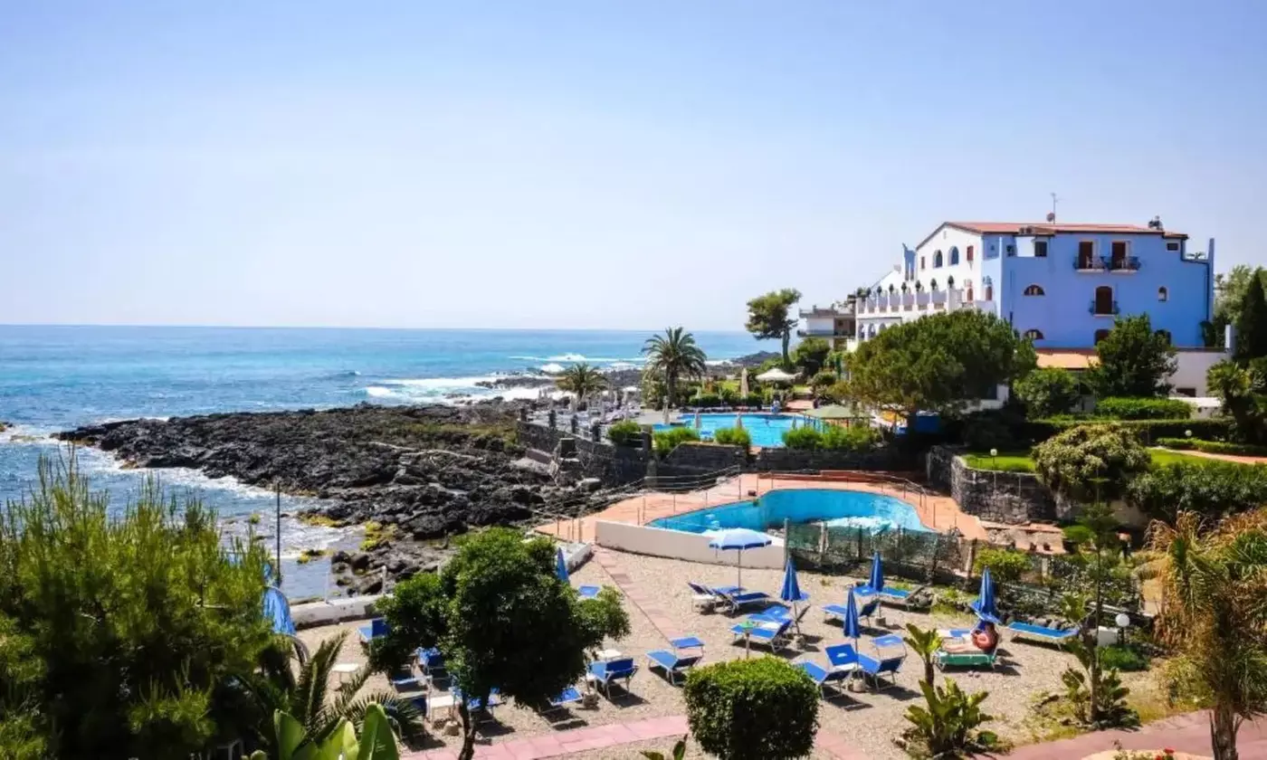 ✈ 11-Day Rome, Sicily, Calabria & Sorrento Vacation with Air