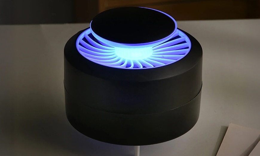 Image 4: Lámpara antimosquitos eléctrica con tecnología LED avanzada