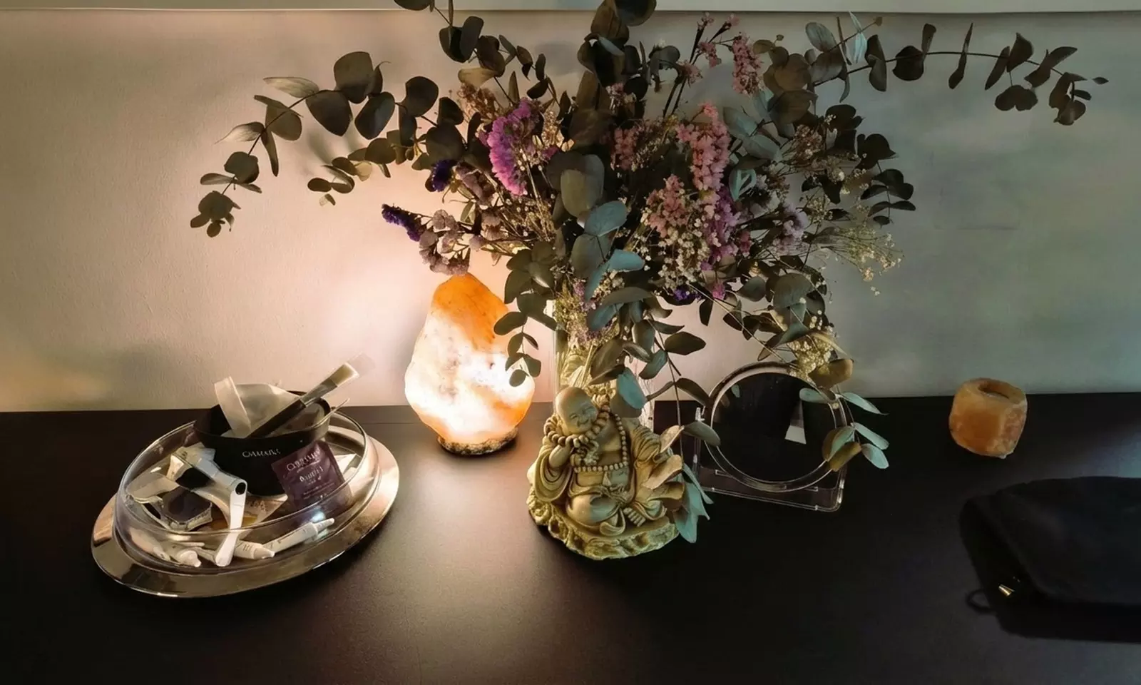 1 o 2 limpiezas profundas, extracción, peeling químico e hidratación