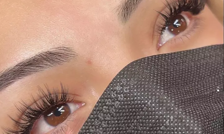 Full Set of Classic Eyelash Extensions or 3D or 6D Volumes with Fill! 