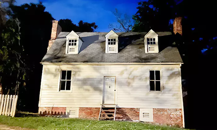 Thrilling Guided Haunted Tour of Williamsburg for 1, 2, 4, or 6