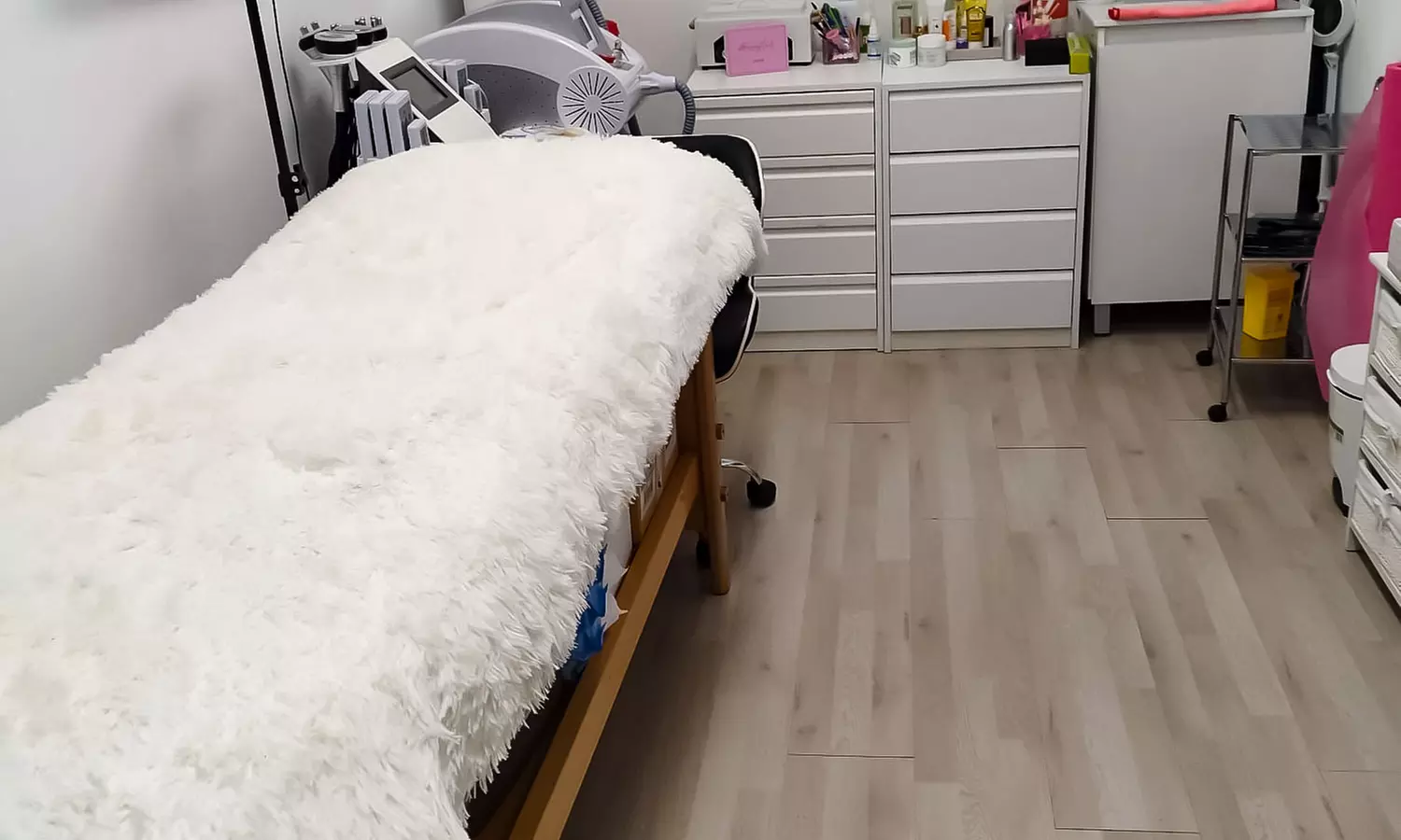 Pestañas y cejas definidas con lifting, tinte o laminado