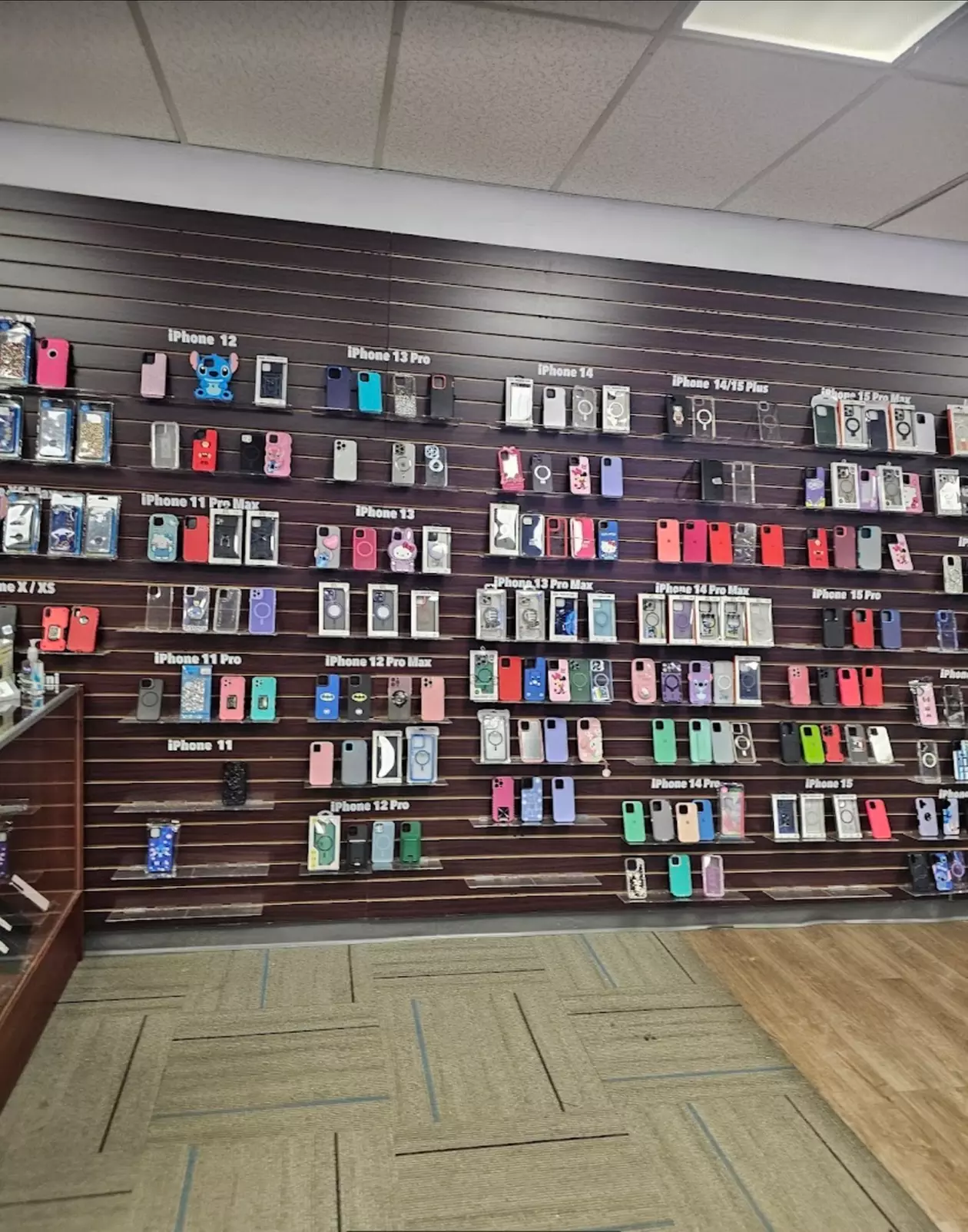 iPhone XR/ iPhone 11/ iPhone 12, 13, 14, 15 or Prox Max Screen Repair